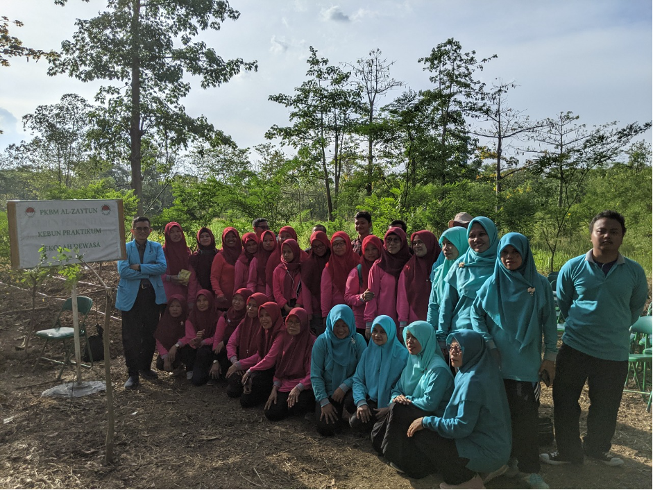 Gb. Photo Bersama Warga Belajar Paket B dan C
