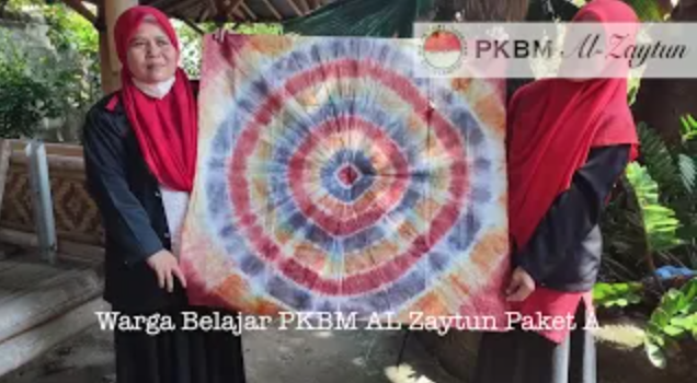 Prakarya “Pembuatan Batik” Warga Belajar PKBM Al Zaytun