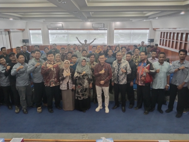 Tegaskan Integritas dan Regulasi, Dinas Pendidikan Indramayu Gelar Pembinaan Kepala dan Operator PKBM
