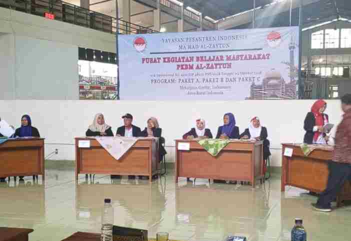 Inovasi Pendidikan di Usia Dewasa : Cerdas Cermat PKBM Al-Zaytun Membangun Generasi Berbudaya dan Berdaya Saing