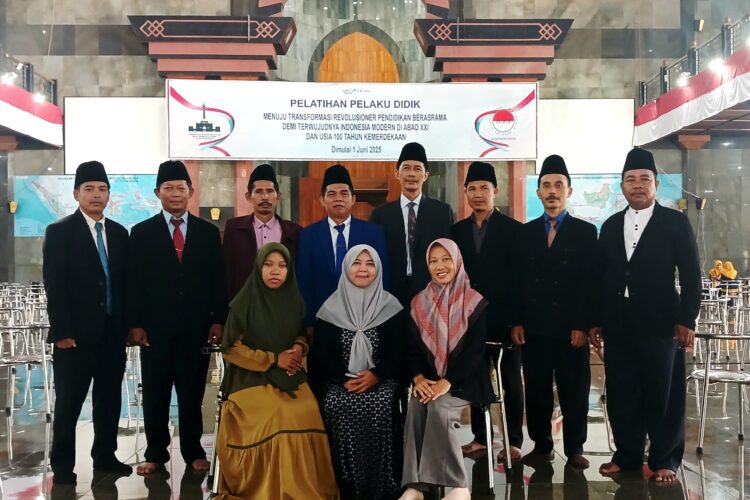 Keluarga besar PKBM Al Zaytun mengucapkan selamat Hari Raya Idul Adha 1447 H